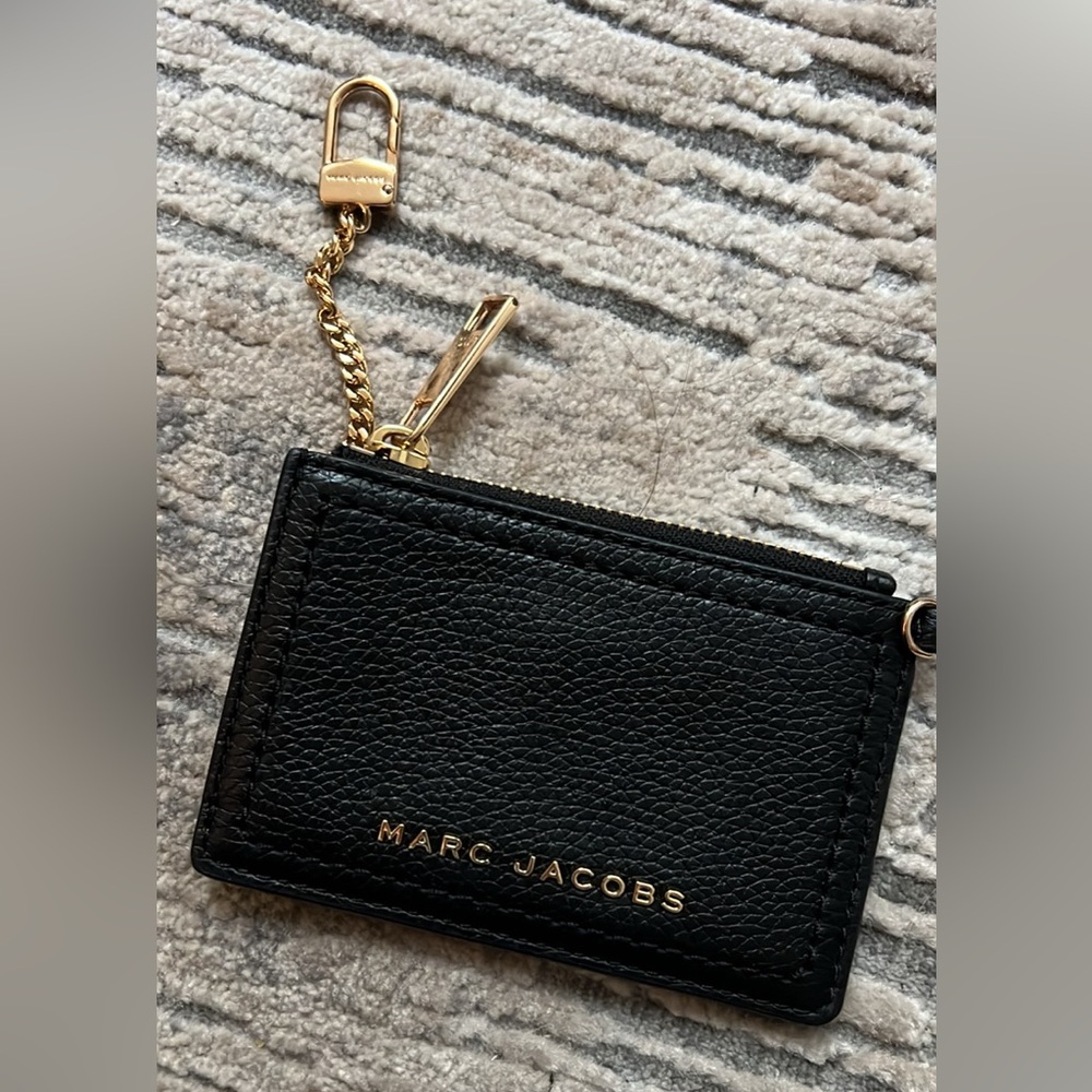 Marc Jacobs key fob wallet!